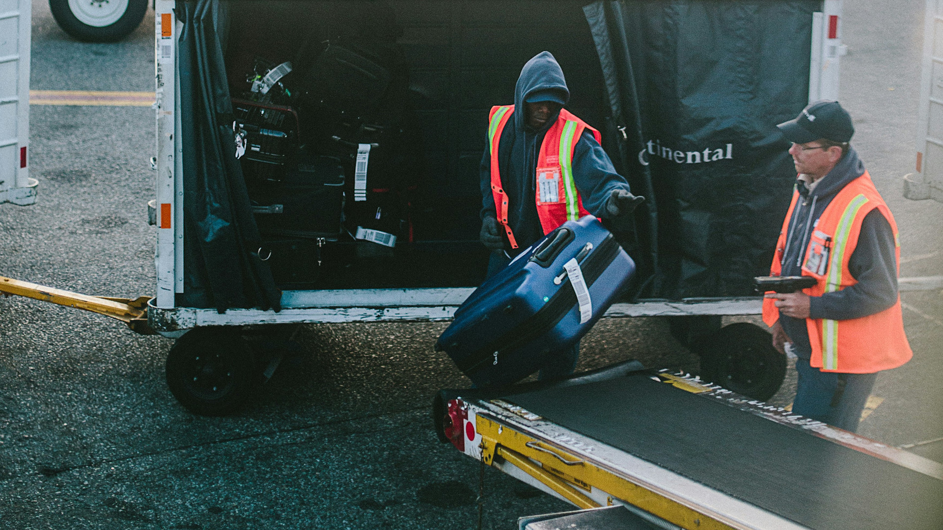 Google’s Find Hub gets huge upgrade, especially for frequent fliers