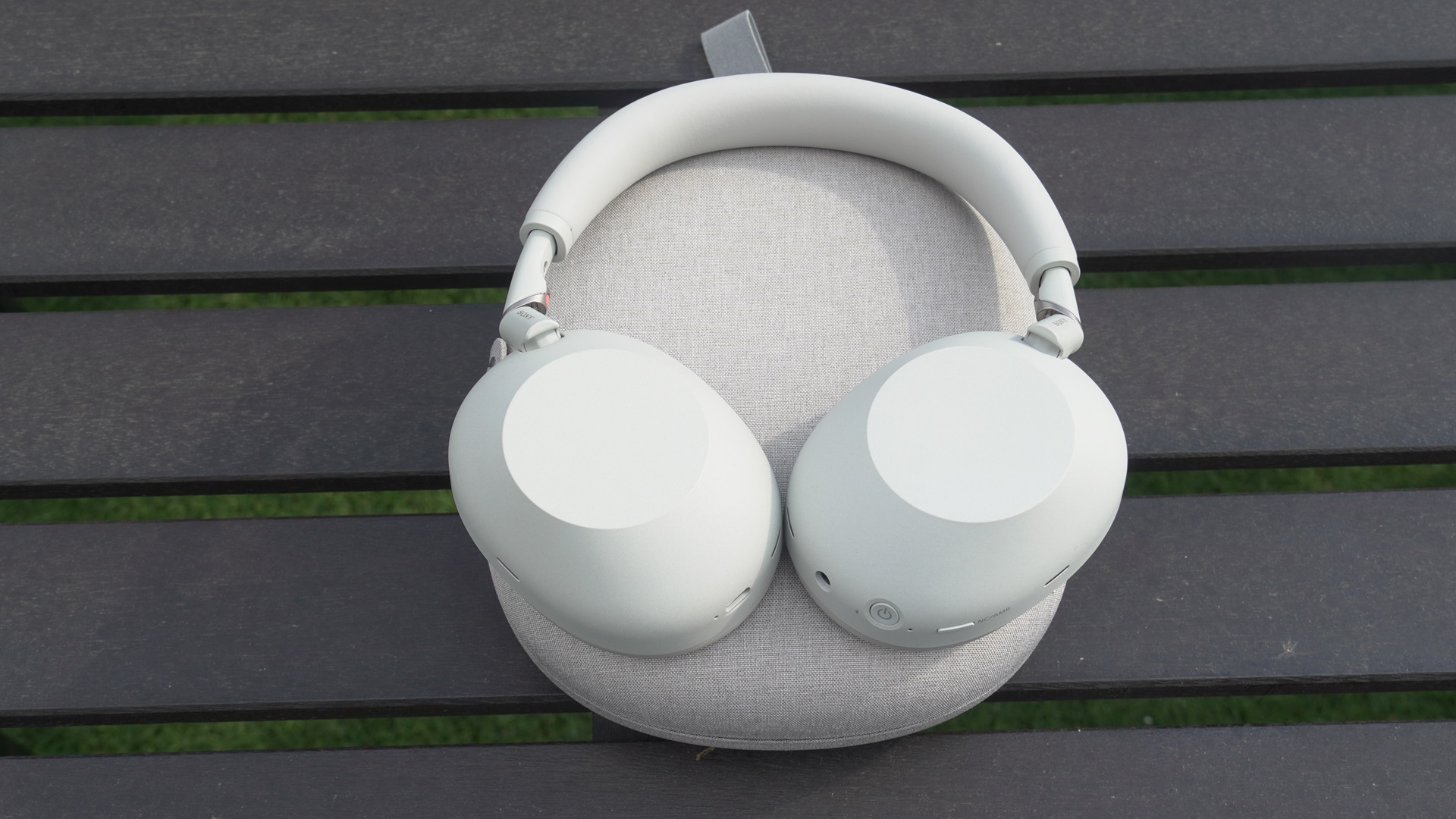 Sony may have leaked its 10th anniversary WH-1000XX headphones