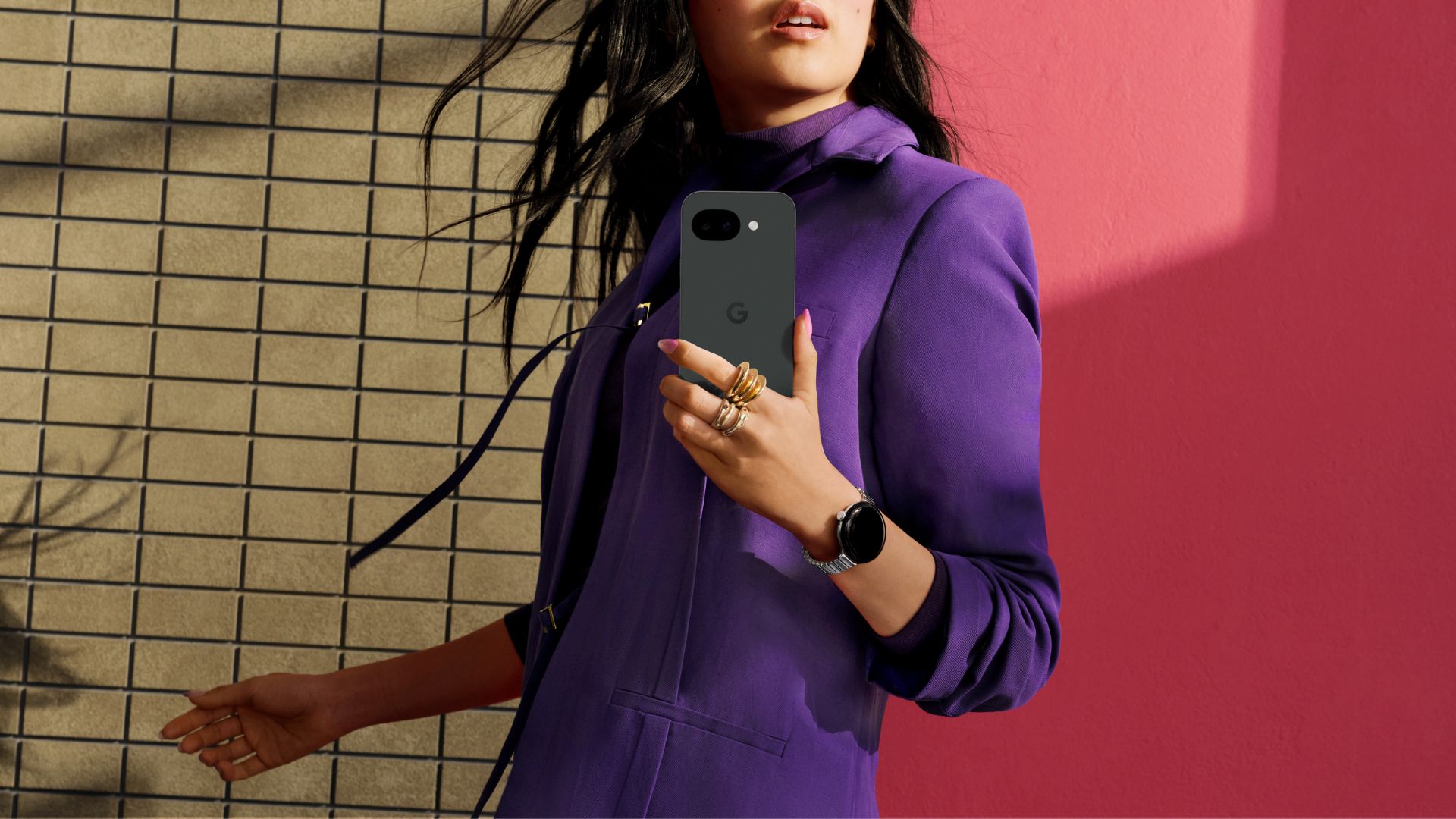 The Pixel 11 is making a mistake the iPhone 17 avoided