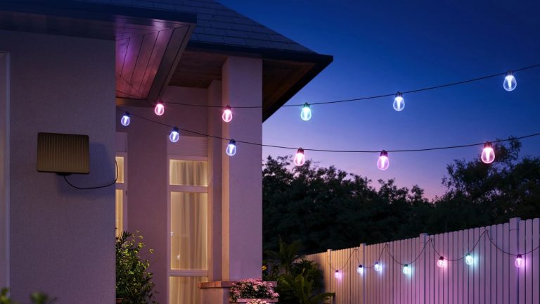 Govee just launched its first solar-powered outdoor smart lights