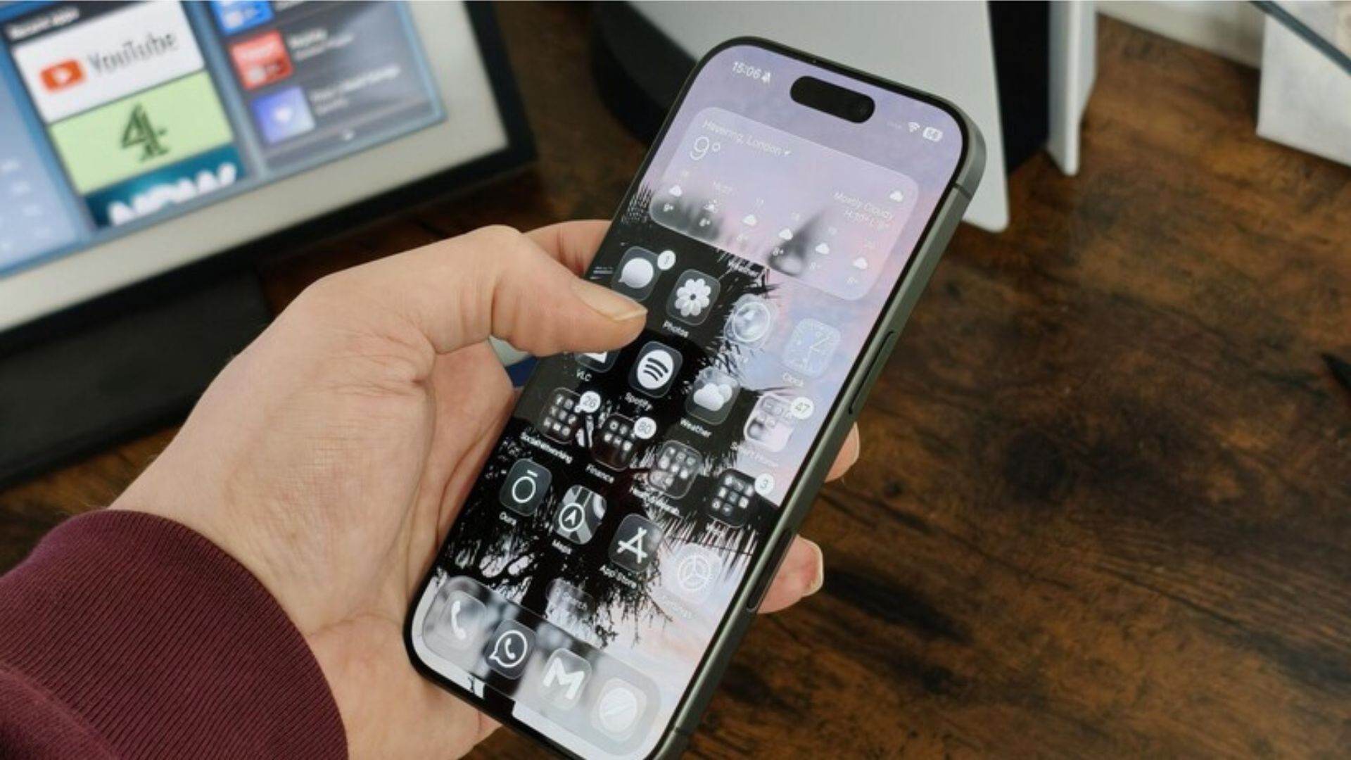 iPhone 18 Pro Max dummy unit confirms key upgrades