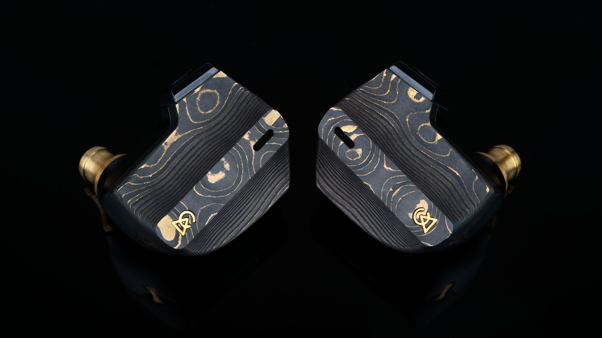 Campfire’s Chimera is a hybrid of premium headphone sound