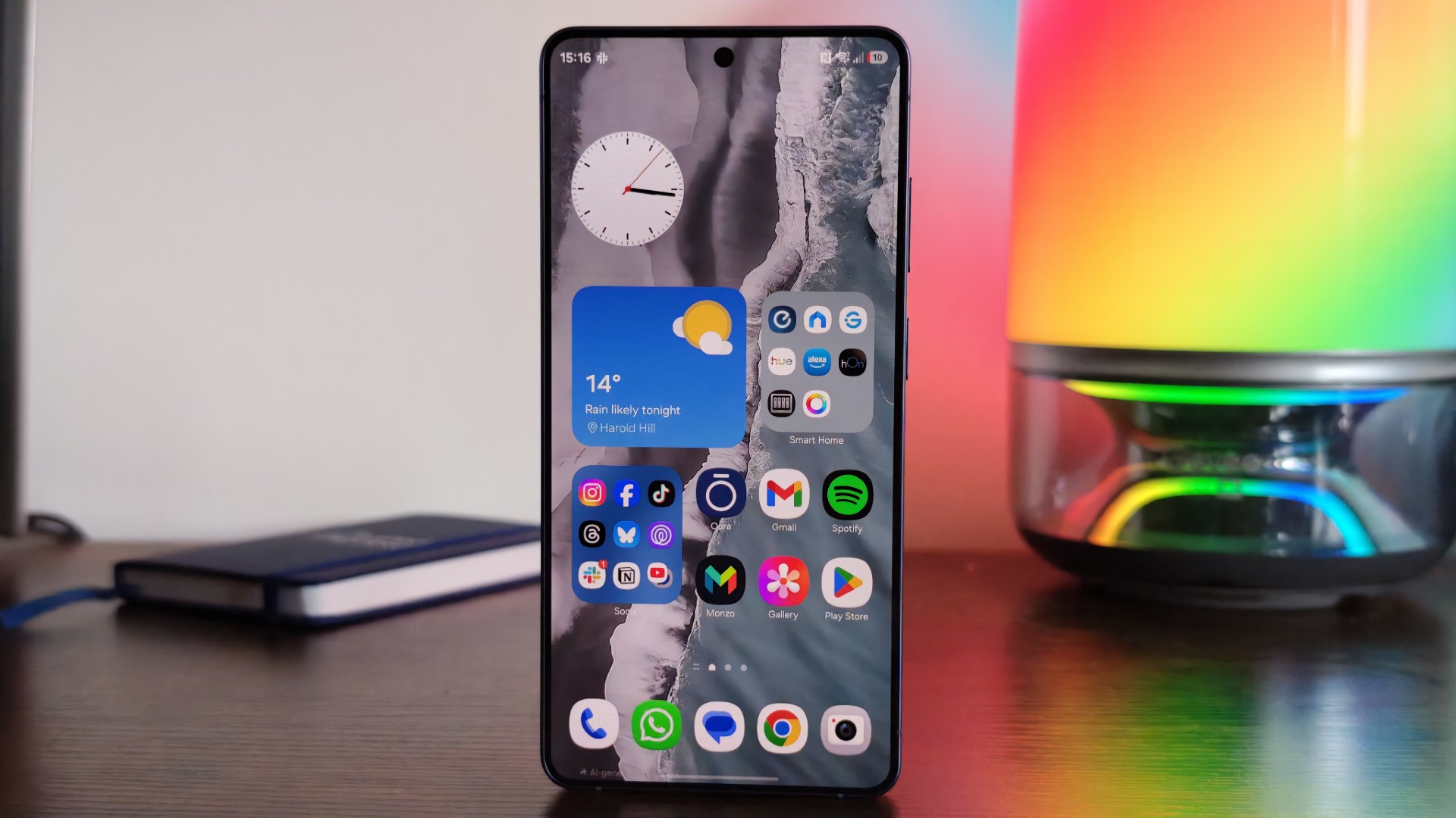 Samsung’s latest Galaxy update gives dark mode a new look – but not for everyone