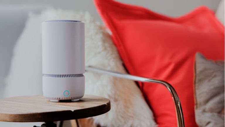 This new plug-and-play 5G broadband could remove installation headaches