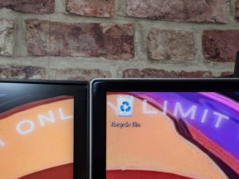 Philips Evnia 32M2N8900 Gaming Monitor Review