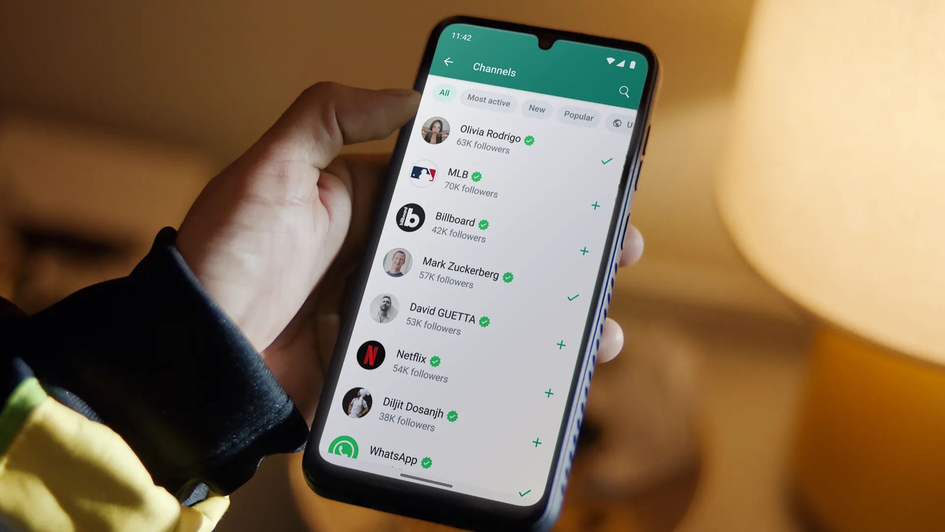 WhatsApp is testing messages that disappear when they’re read