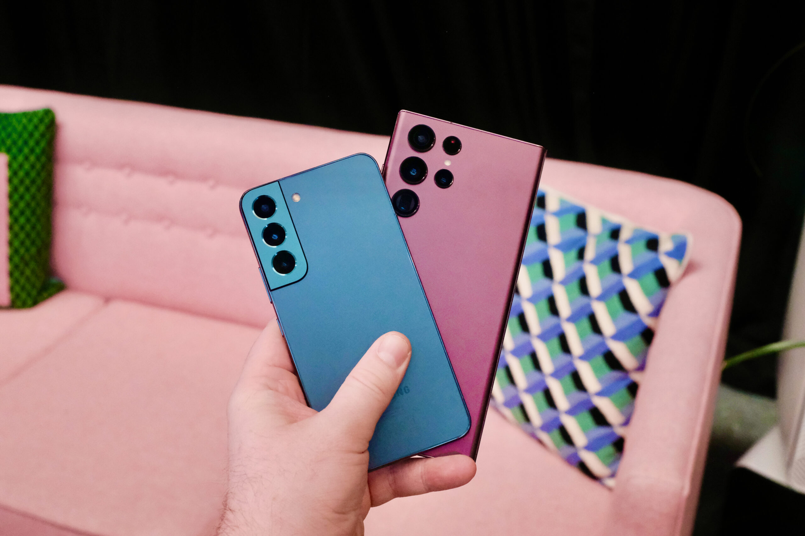 Galaxy S22 and Fold 4 owners are being left out of the One UI 8