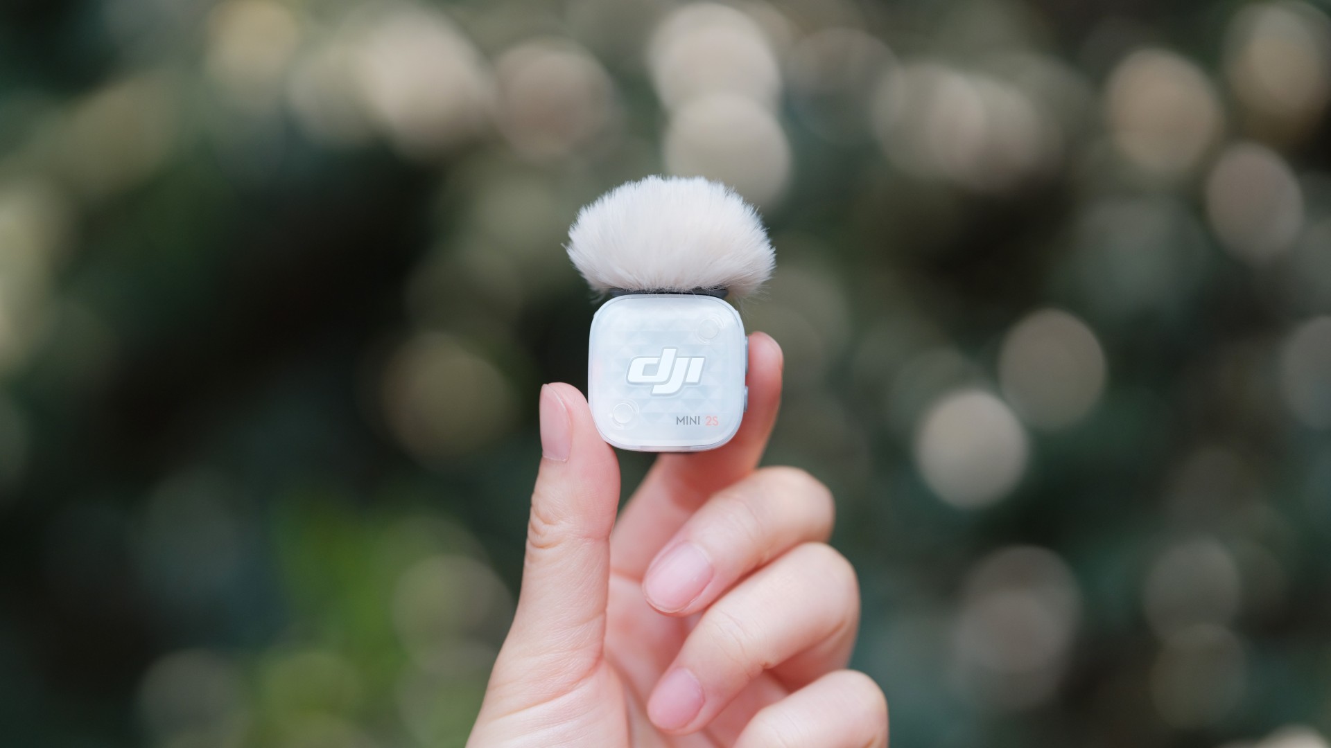 DJI’s Mic Mini 2S can record 28 hours of dialogue internally