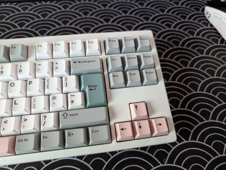 EPOMAKER TH87 ISO Mechanical Keyboard Review