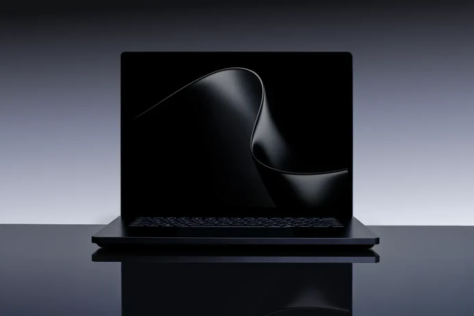 Microsoft’s new Surface charger puts a magnetic twist on USB-C