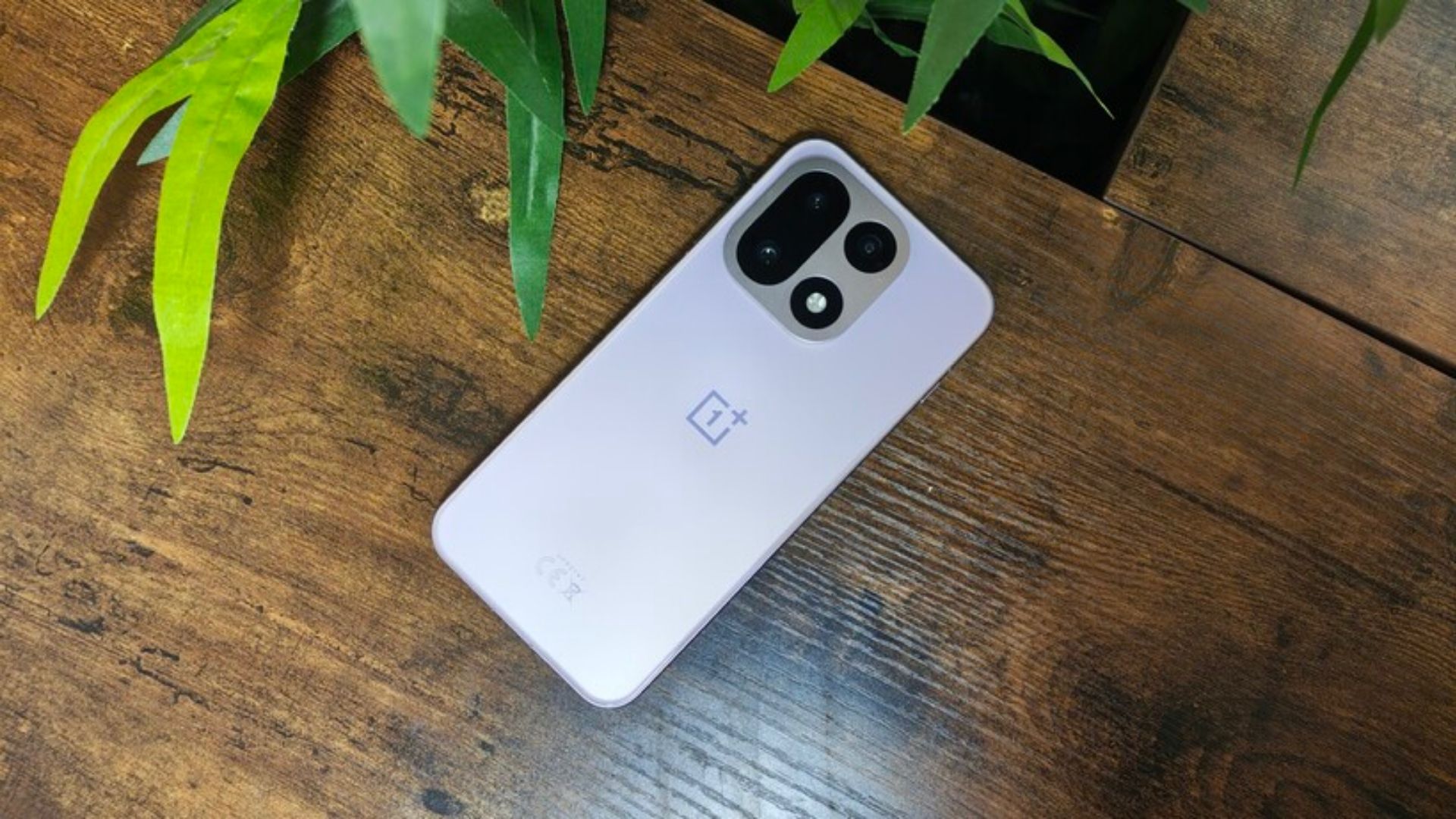 The OnePlus 15’s switch from OxygenOS has officially begun